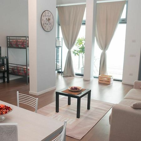 Red Line Apartments Milano Exterior foto