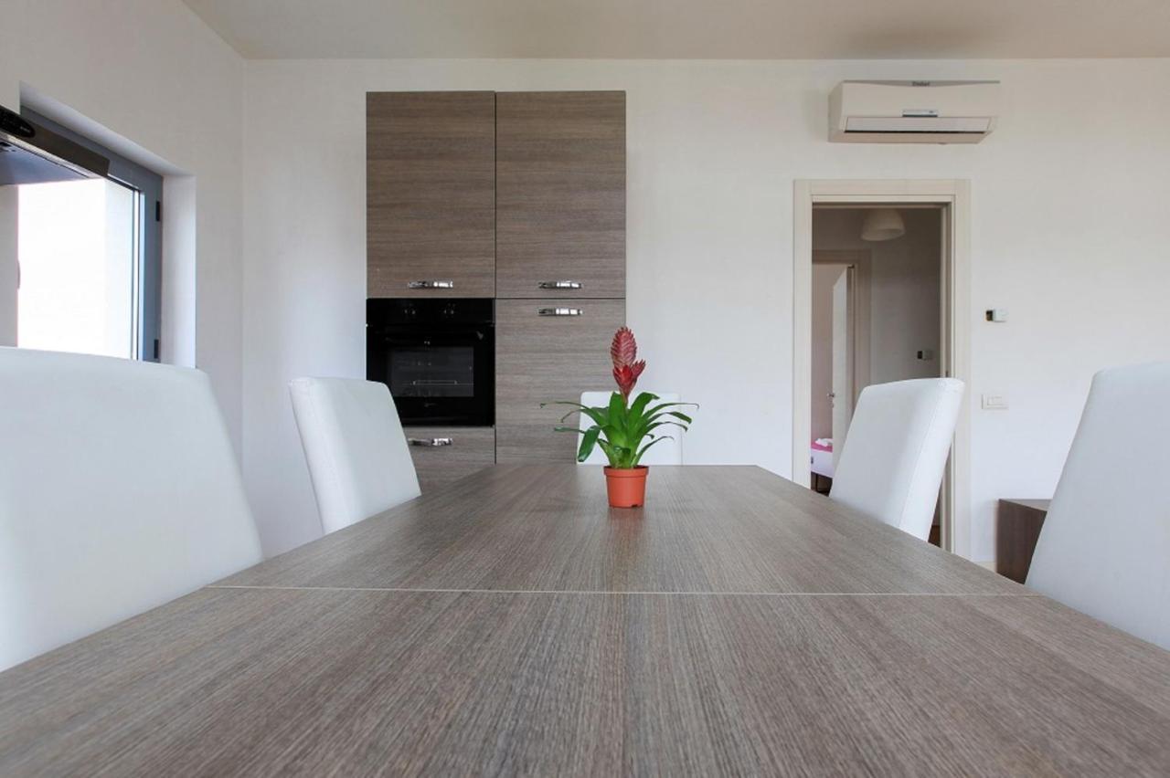 Red Line Apartments Milano Exterior foto
