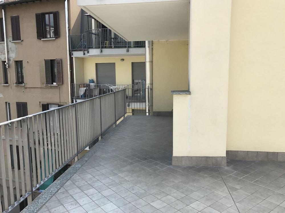 Red Line Apartments Milano Exterior foto